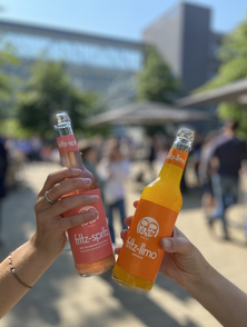 Schnack auf eine Limo mit Maybrit