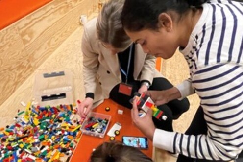 Agil durch Lego: InMigration meets ReDi School