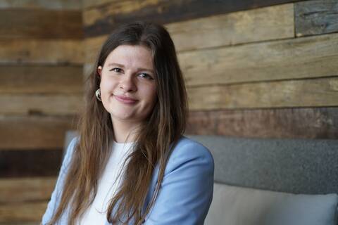 With WhatsApp Chat we answer all your questions about training and dual studies at OTTO. Install the latest version of WhatsApp on your smartphone and save the number +49 170 5520595. You can then send us a message on working days. Please follow the instructions.