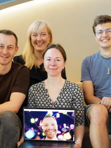  Über die Entwicklung der genAI Assistenten&amp;#160;AskARev und Searchbuddy
